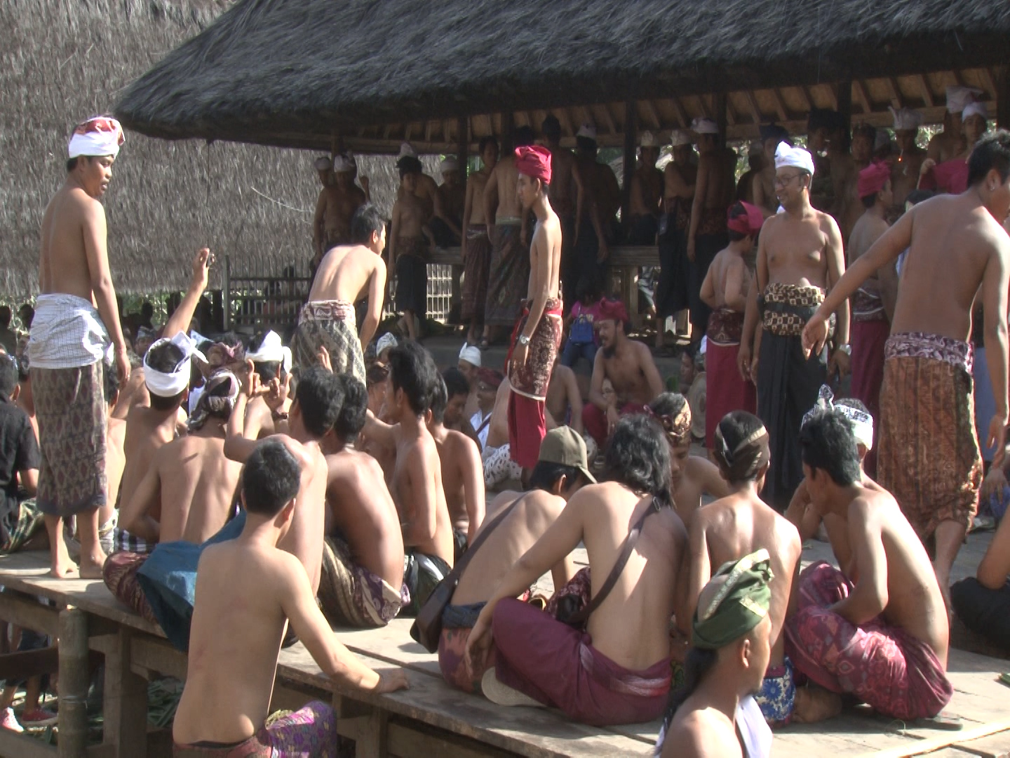 Mekare-Kare/Perang Pandan Tradisi Desa Tenganan, KarangasemSember Foto: Istimewa