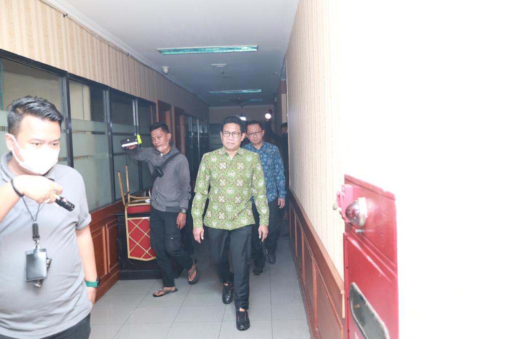 Gedung Kemendes PDTT Terbakar, Gus Halim Pastikan Tidak Ada Korban Jiwa   