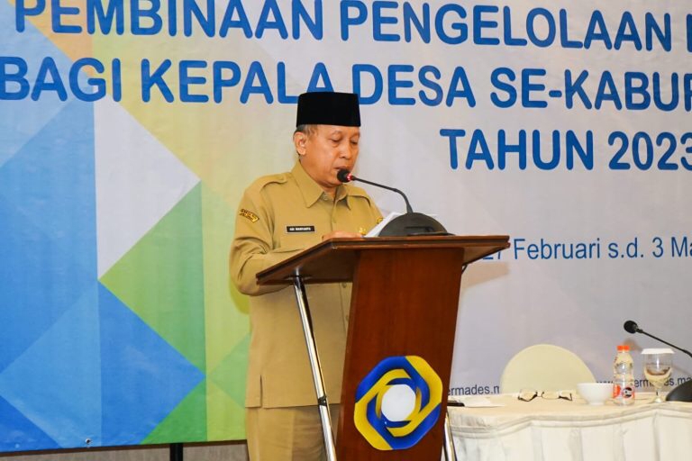 Sekretraris Daerah Kabuoaten Magelang dalam acara PembinaanPengelolaan Keuangan Desa, Adi Waryanto, Senin (27/2/2023). Sumber Foto: jatengprov.go.id