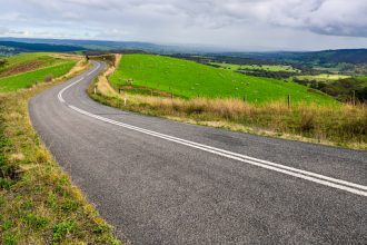 Iliustrasi Jalan Desa Sesudah di Perbaiki. Sumber Foto: pixabay.com