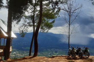 Suasana Ketinggian Desa Lansek Kadok