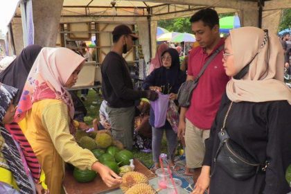 Suasana Event "Moro Woro" di Desa Woro yang diisi banyak pedagang dari warga setempat Sumber: jatengprov.go.id