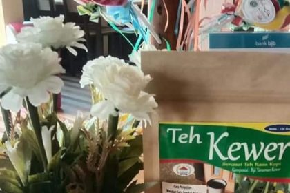Teh Kewer Produk Unggulan Desa Wisata Saung Ciburial Sumber: jadesta.kemenparekraf.go.id