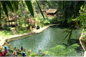 Wisata alam Sendang Seruni yang jadi salah satu daya tarik di Desa Wisata Tamansari Sumber: tamansariijen.com