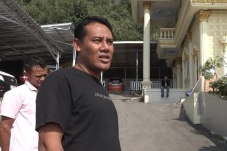 H Madum Kepala desa Ciricip, Sebagai Kepala Desa Terkaya di Kecamatan Sukasari. Sumber Foto: tangkapan Layar Youtube Kang Dedi