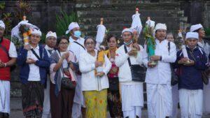 Pemkab masyarakat sedang memperingati mapepada Sumber Foto:baliprov.go.id