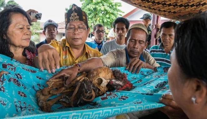 Tulang Belulang Ritual Tiwah. Sumber Foto: Twitter @unitynetwork