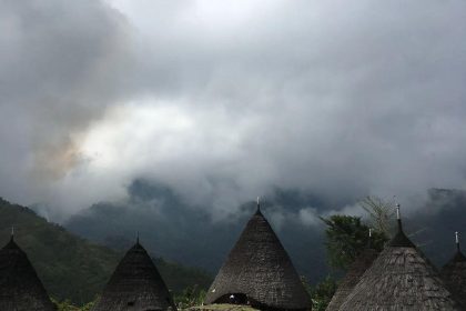 Salah Satu Desa Terbersih (Wae Rebo Flores) Sumber: Instagram @flyaway,rth