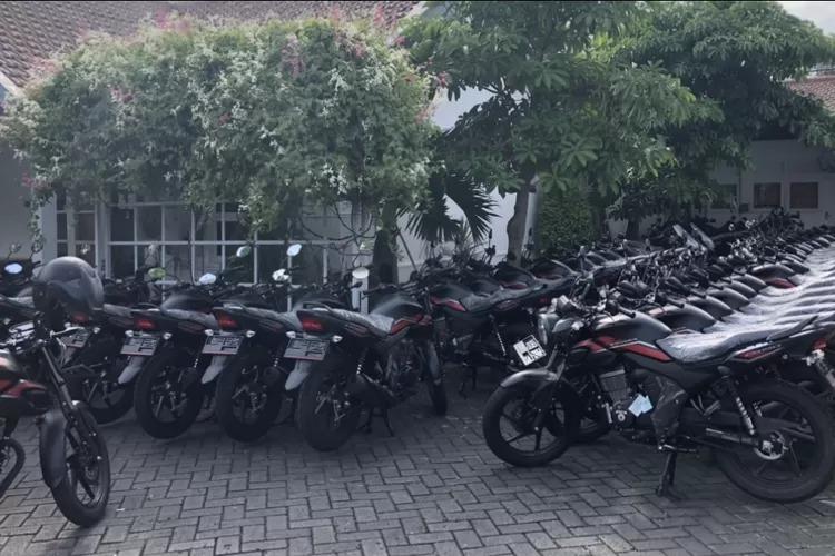 Motor Dinas yang dibagikan Kepada Kepala Desa seluru Kabupaten Banyuwangi. Sumber Foto: Istimewah