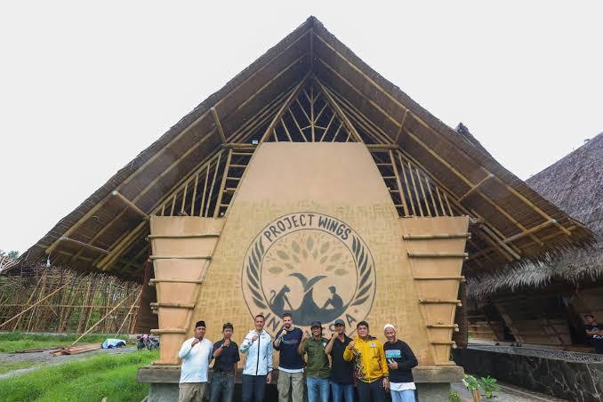 Recycling Village yang berada di Desa Timbang Jaya, Bukit Lawang, Langkat. Sumber Foto: sumutprov.go.id