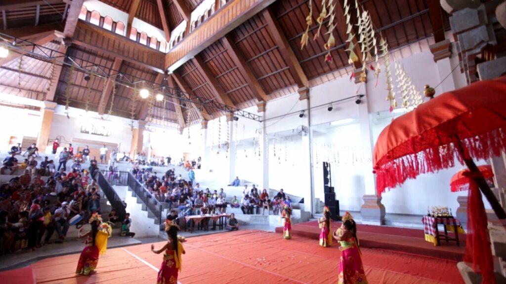 Bale Wantilan di Provinsi Bali. Sumber Foto: baliprov.go.id