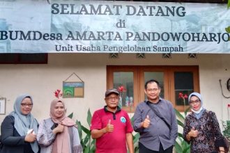 Pengurus BUM Desa Amarta. Sumber Foto: BUM Desa Amarta.
