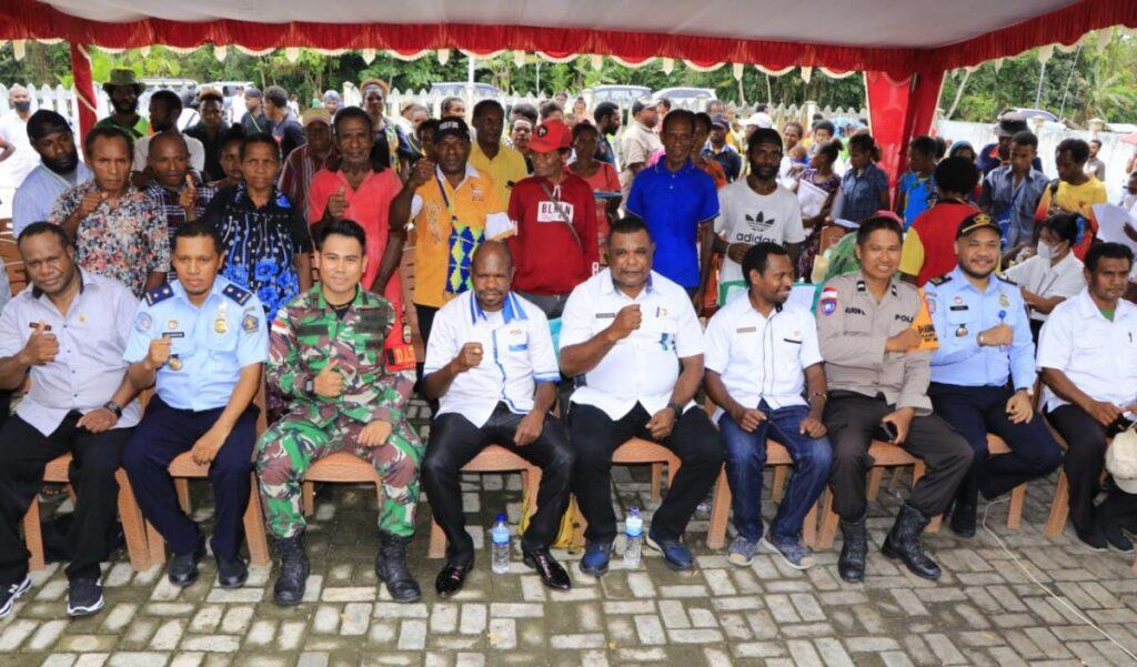 BPPKLN Papua bersama dengan Imigrasi Kelas I TPI Jayapura lakukan perekaman Pas Lintas Batas (PLB) Sumber Foto: Istimewa