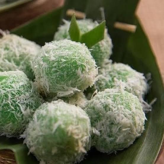 Kuliner Klepon Khas Jawa Sumber foto: Twitter @hapis