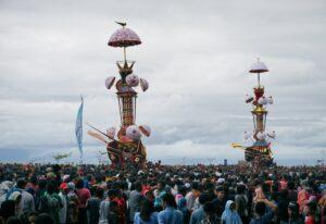 Tabuik Tradisi Sumatera Barat. Sumber Foto: Twitter Syariah Linkaja