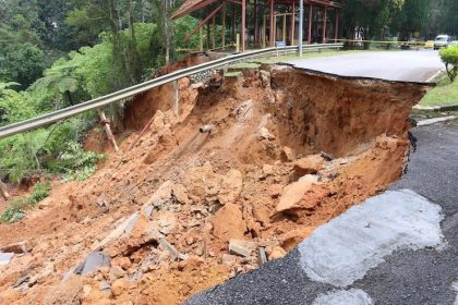 Ilustrasi Longsor Sumber Foto: Freepik