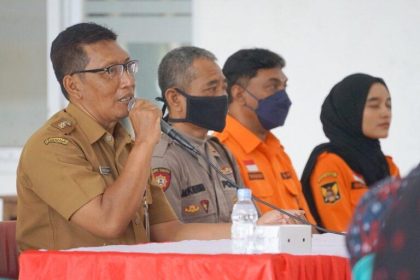 Lurah Banjarmlati Nanang Jumari saat menghadiri acara pembentukan Destana di Aula Kelurahan Banjarmlati, Selasa (9/5/2023). Sumber Foto: bpbd.jatimprov.go.id