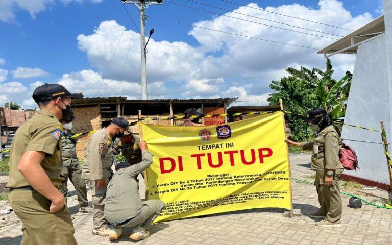 Satpol PP DIY Tutup Tanah Kas Desa yang disalahgunakan. Sumber Foto. Yogyakarta.go.id