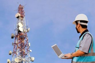 Ilustrasi Tower Internet. Sumber foto: freepik.com