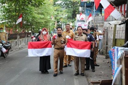 Banjarmasin Canagkan Kampung Merah Putih Pada Hari Lahir Pancasila. Sumber foto: banjarmasinkota.go.id