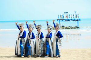 Festival Budaya di Pantai Lon Malang oleh Warga Desa Bira Tengah. Sumber foto : Pengelola Desa Wisata Bira Tengah.