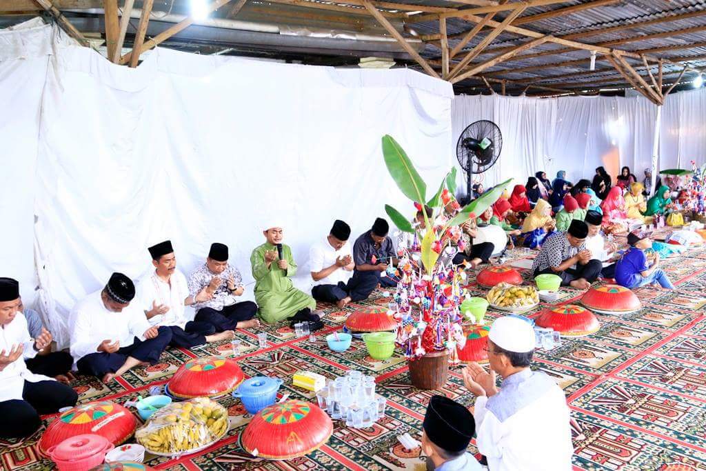 Tradisi Nganggung Dulang Bangka Belitung, Sumber Foto: SulutDeliknews