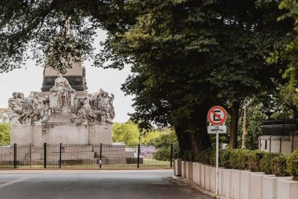 Ilustrasi Desa Adat Tertib Lalu Lintas Sumber: Freepik