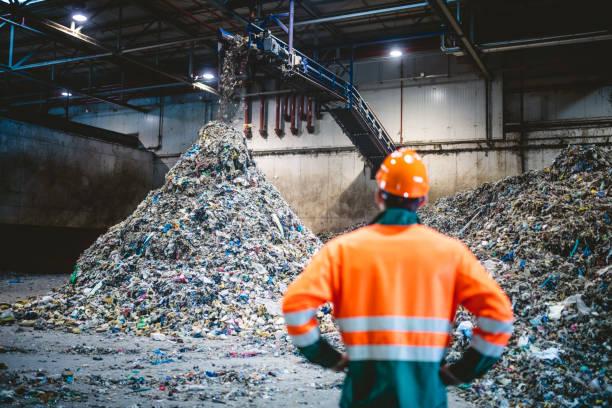 Ilustrasi proses pengolahan sampah Sumber Foto: Istockphoto