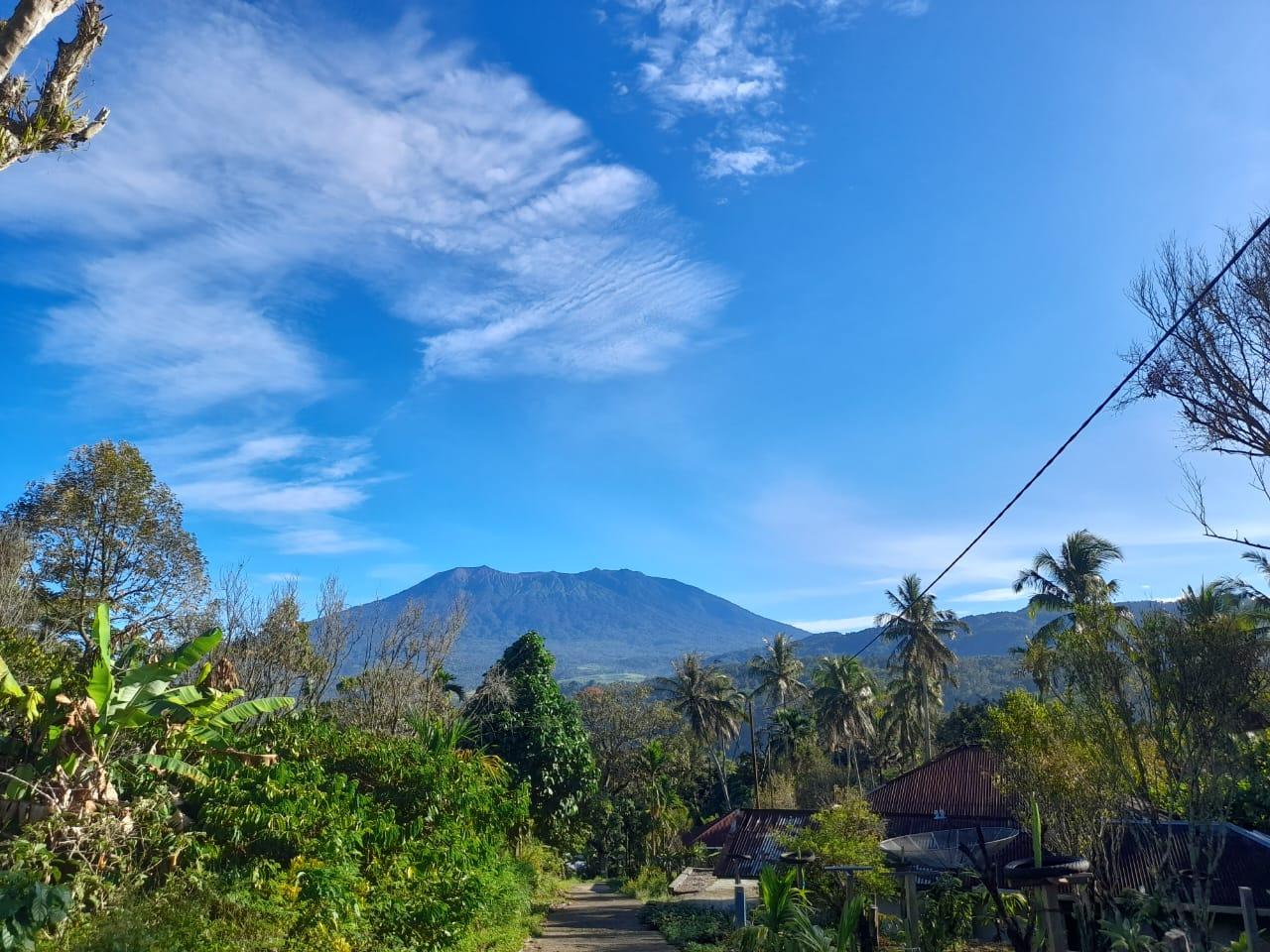 Pemandangan indah Gunung Rajo dari jauh. Sumber foto : Pengelola Desa Wisata Gunung Rajo.