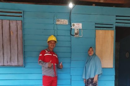 Tujuh Desa Perbatasan Teraliri Listrik 24 jam. Sumber foto: pln.co.id