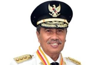 foto Gubernur Riau, sumber foto: sumber resmi pemkab riau