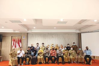 Dinas Kesehatan Kapuas Hulu Mengajak Masyarakat Untuk Membasmi Sarang Nyamuk. Sumber foto : dinkes.kalbarprov.go.id