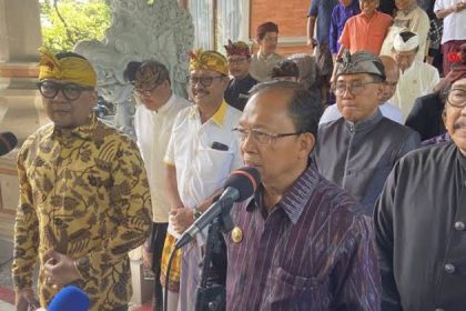 Gubernur Bali, Wayan Koster usulkan dana APBN Rp 530 Miliar untuk desa adat. Sumber Foto: Istimewa