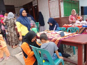 ilustrasi foto memberikan pelayanan kepada masyarakat desa, sumber foto: sumber resmi Pemkot Semarang