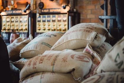 Semarak HUT RI ke-78, KBC Bagikan Sembago Gratis untuk Kaum Dhuafa. Sumber foto: Ilustrasi freepik