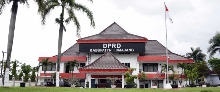 Kantor DPRD Lumajang. Sumber foto: https://dprd.lumajangkab.go.id/