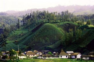 Pemandangan Desa Wisata Ranupani. Sumber foto: https://jadesta.kemenparekraf.go.id/