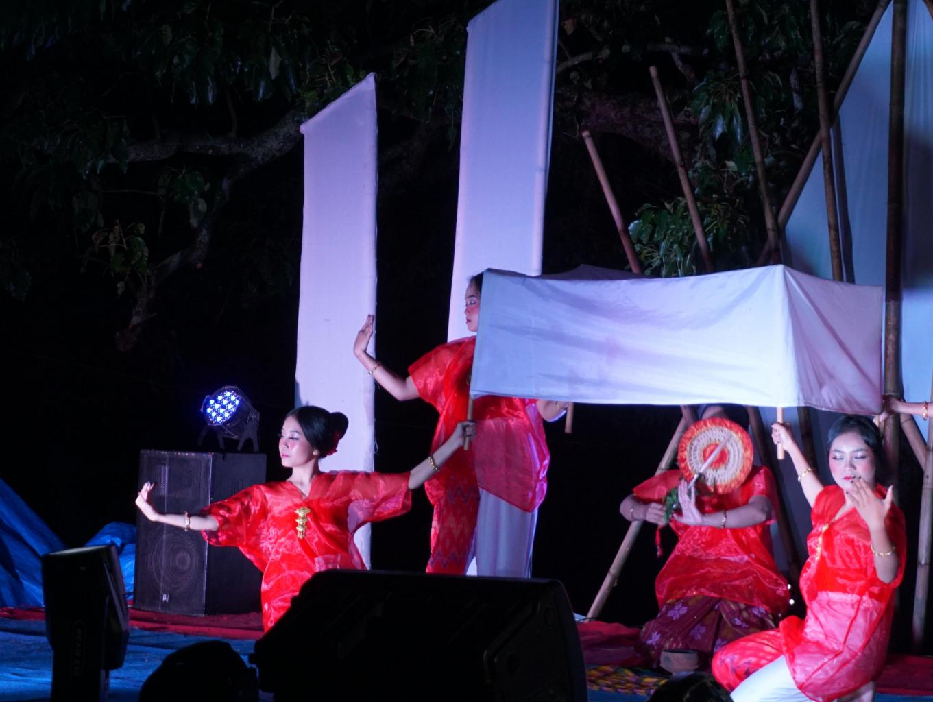 Festival Gallarang Kassi di Desa Wisata Kassi. Sumber foto : Dok. Kemenparekraf.