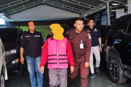 Dugaan Kasus Tipikor Dana Desa Malenggang, Kejari Tahan Satu Tersangka. Sumber foto: sanggau.go.id