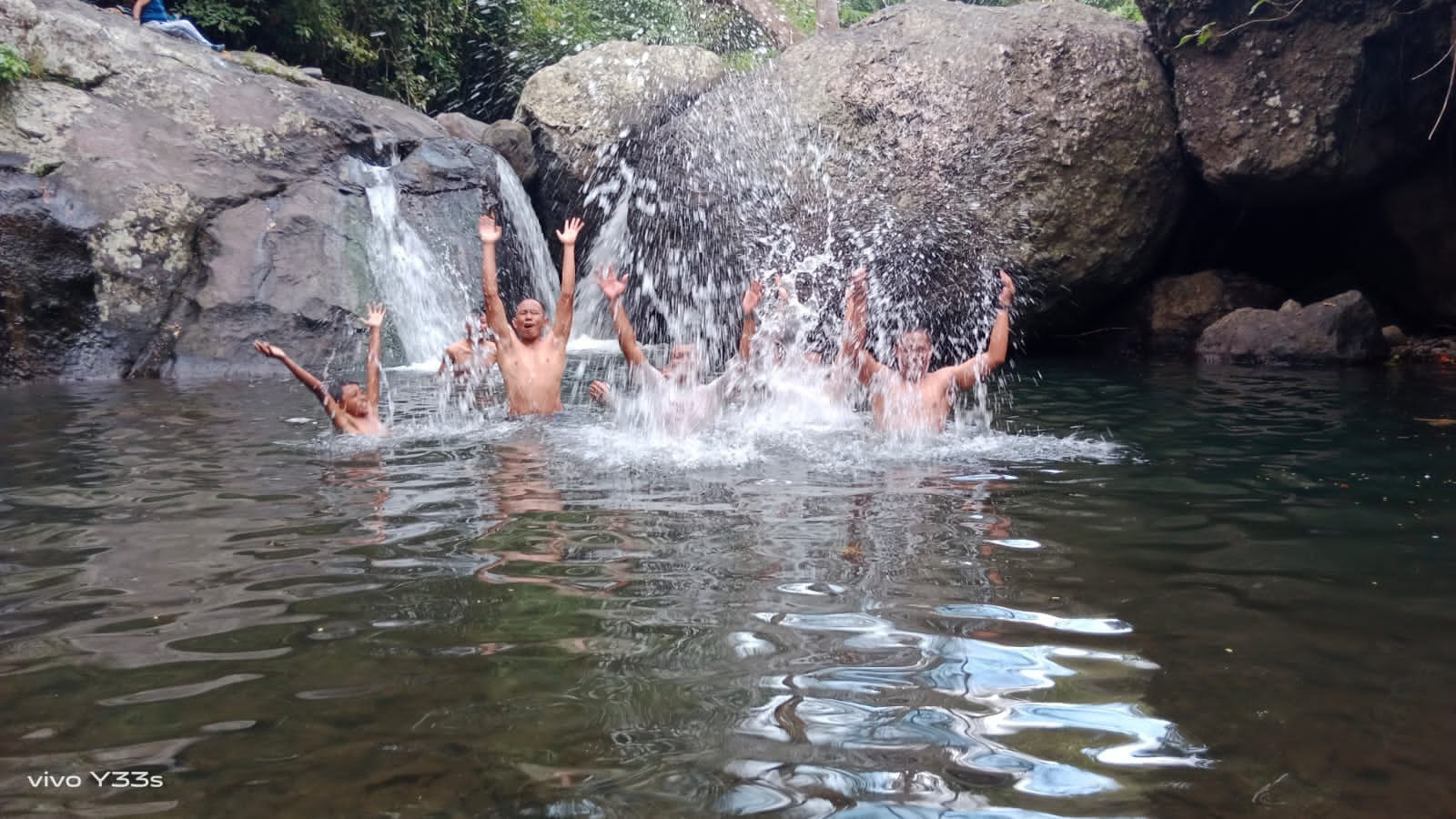 Air Terjun di Desa Wisata Manistutu. Sumber foto : Pengelola Desa Wisata Manistutu.