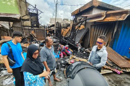 40 kios Pasar Sudirman Pontianak Hangus Terbakar Sumber foto: pontianak.go.id