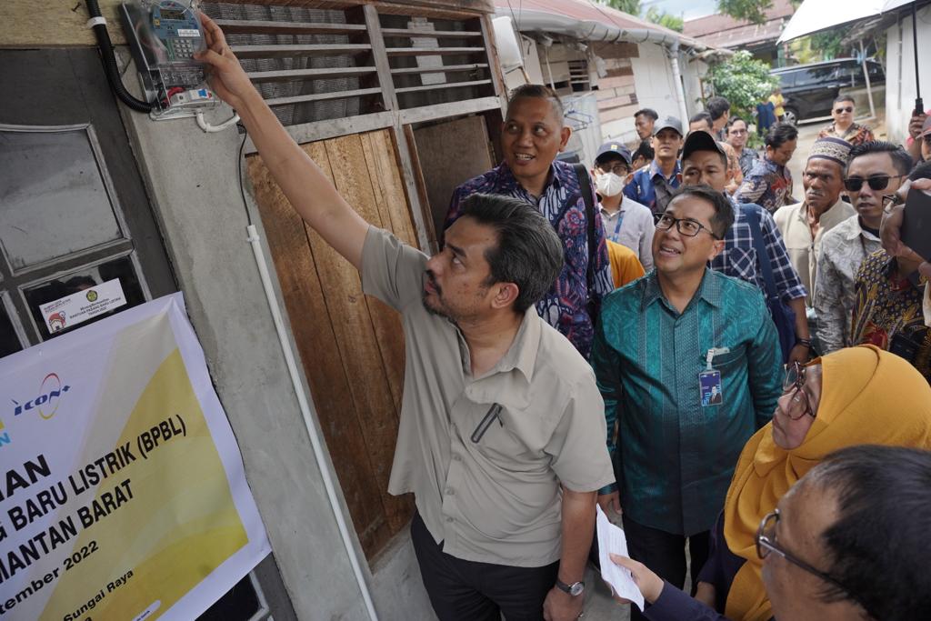 Empat Desa di Melawi Telah Nikmati Listrik PLN 24 Jam Sumber foto: web.pln.co.id