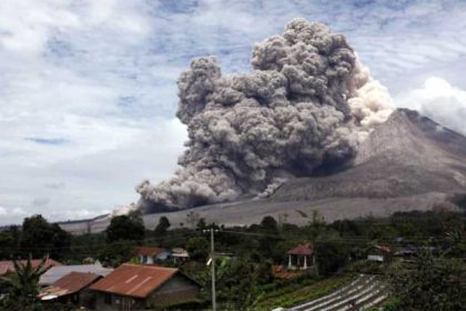ilustrasi foto letusan gunung, sumber foto: sumber resmi pusat krisis kesehatan