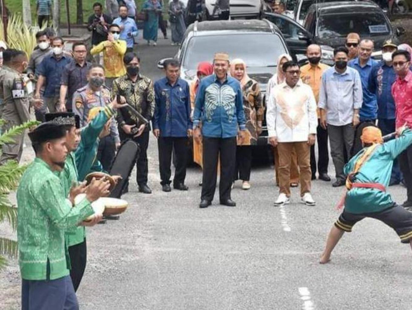 Wisata Budaya dan Religi di Desa Towale saat penyambutan tamu. Sumber foto : Dok. Kemenparekraf.