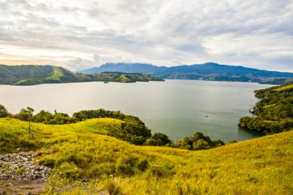 Ilustrasi Wisata Alam Papua, Sumber Foto: istock