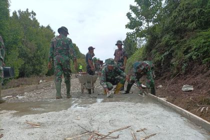 Guna Tingkatkan Ekonomi Rakyat Tapin TNI bangun jalan 2,9 KM Sumber foto: berita.kolutkab.go.id