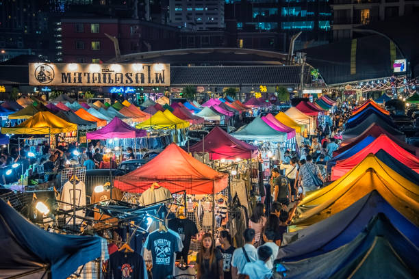 Ilustrasi bazar UMKM. Sumber foto: iStock