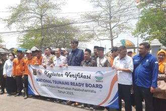 Kegiatan verifikasi National Tsunami Ready Board (NTRB) di Desa Citepus. Sumber foto: Istimewa.