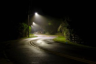 Ilustrasi jalan keramat. Sumber: iStock