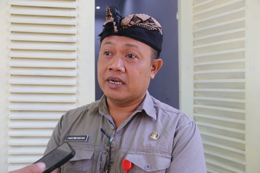 foto kepala DPMD Buleleng, sumber foto: Istimewa